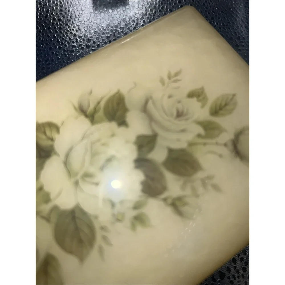 Vintage 1990s DeMain Italian Alabaster Jewelry Box Natural Stone Trinket Holder‎